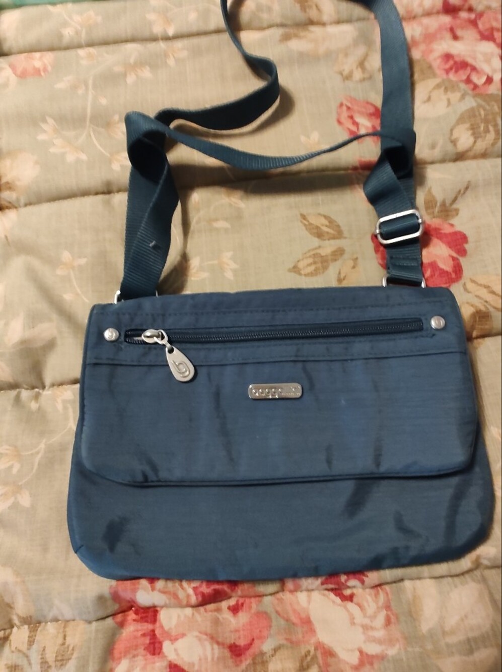 Baggallini Teal Blue Lightweight Crossbody Bag
